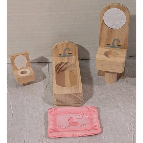 Le Toy Van Wooden Dollhouse Bathroom Toilet Tub Sink Mirror Rug Mini Set Of 4 - Picture 12 of 12
